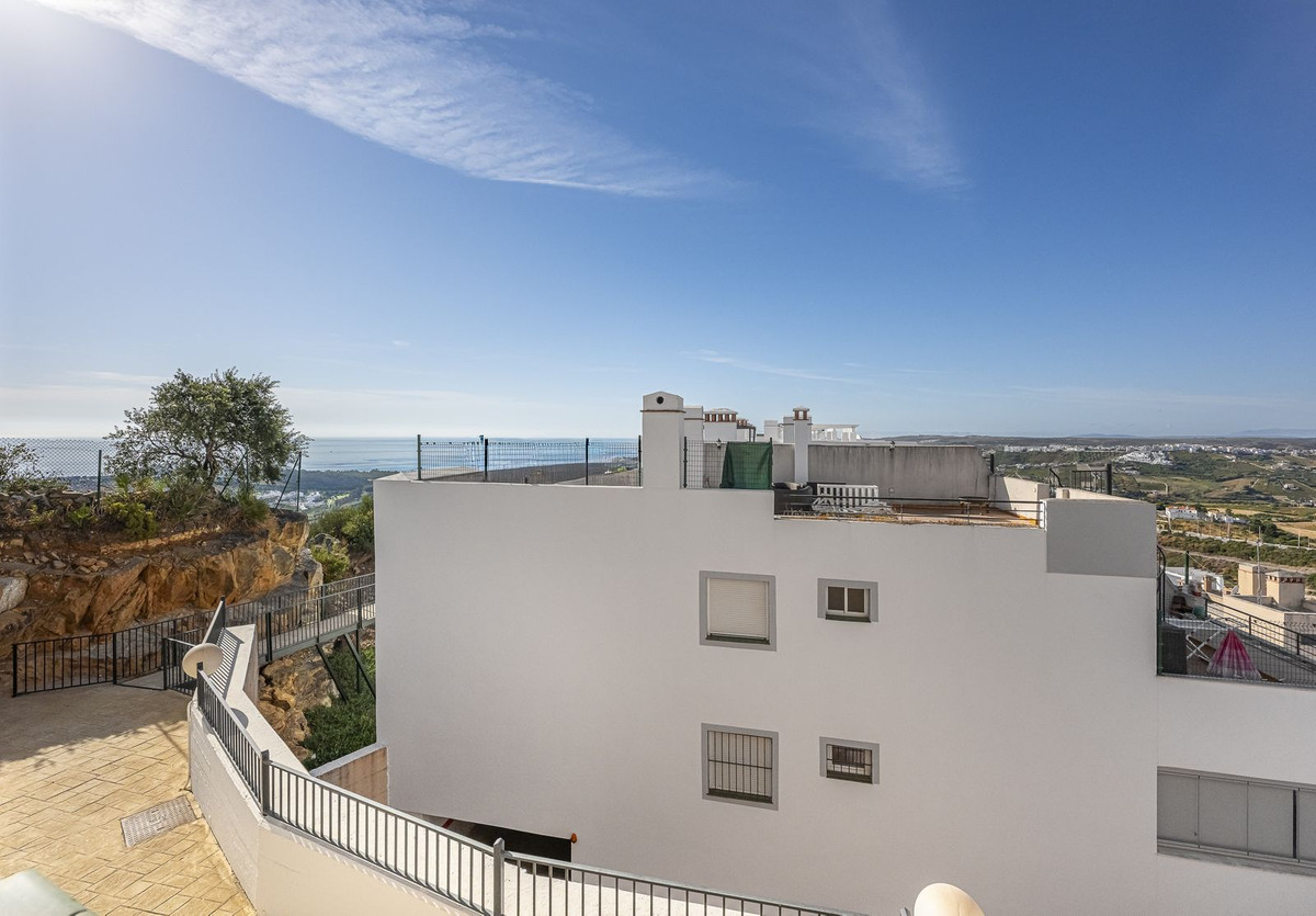 3 Bedroom Apartment in Casares - Photo 40