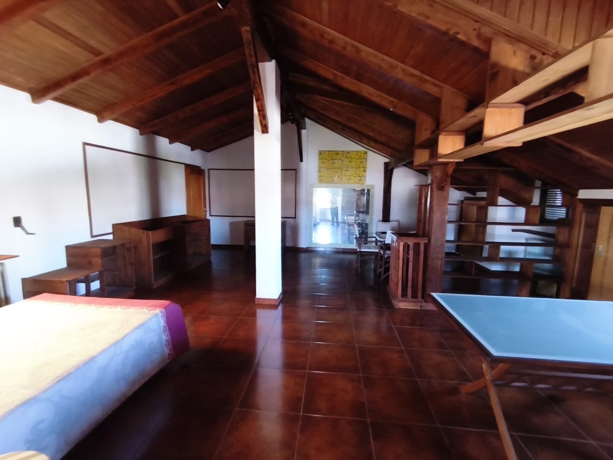 Chalet de 4 dormitorios en Valencia – Foto 25