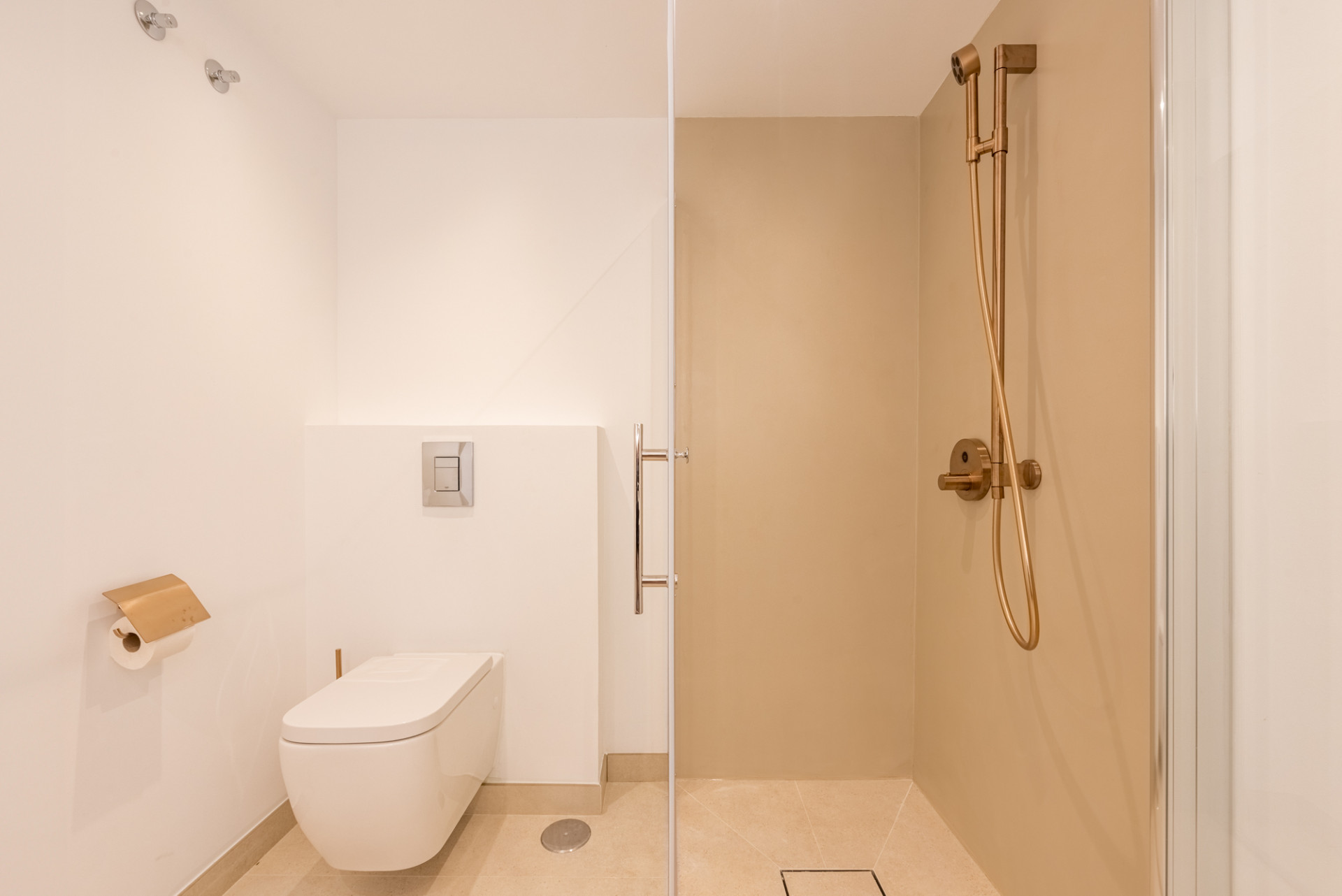 2 Bedroom Penthouse in Benahavís - Photo 23