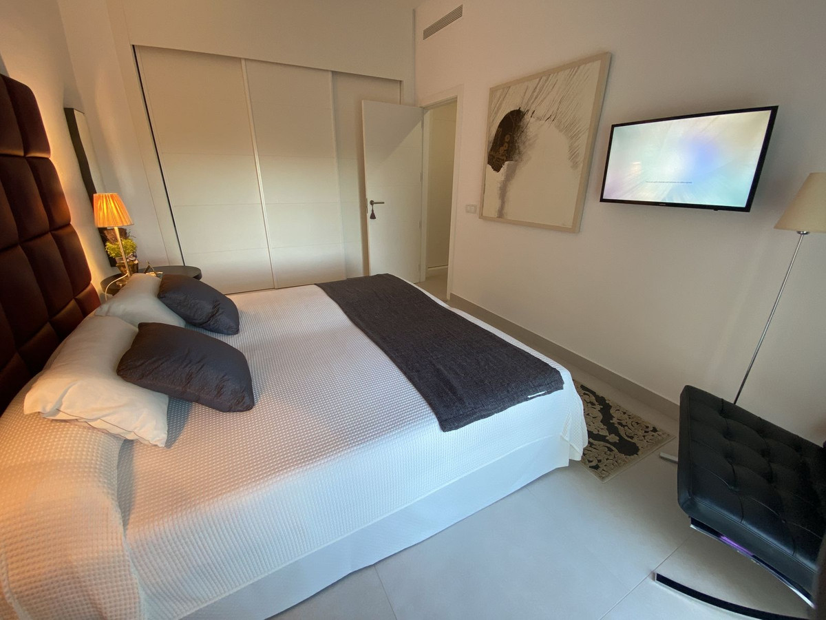 3 Bedroom Townhouse in Casares - Photo 25