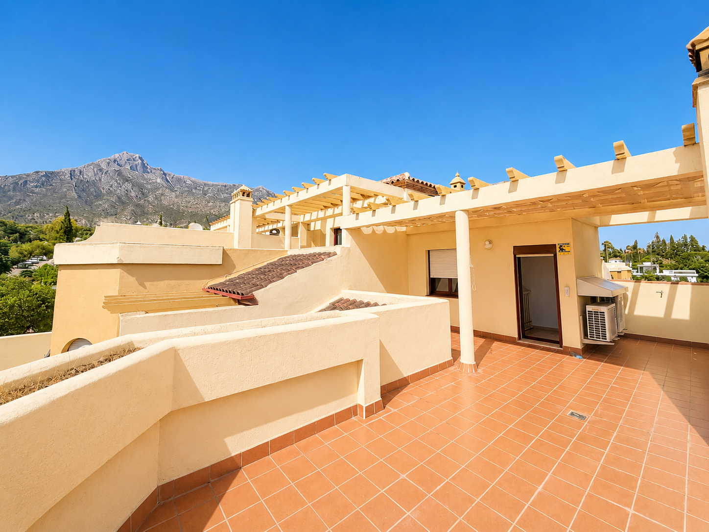 3 Bedroom Townhouse in Marbella - Photo 23