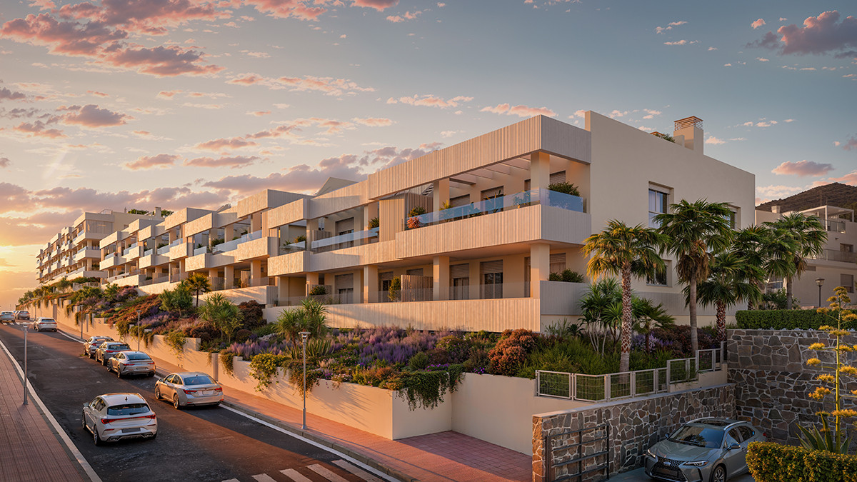 2 Bedroom Apartment in Benalmádena - Photo 17