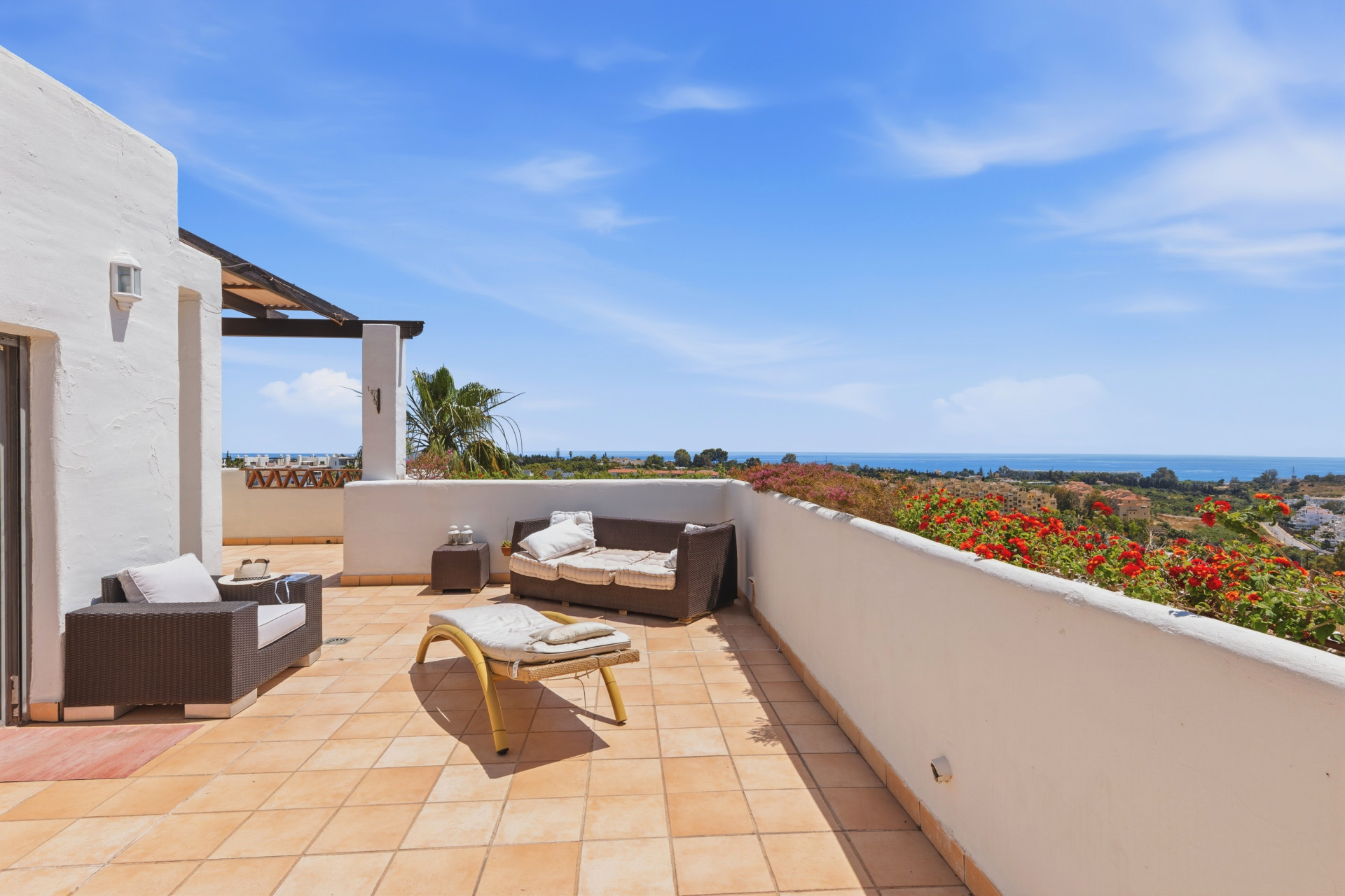2 Bedroom Penthouse in Estepona - Foto 18