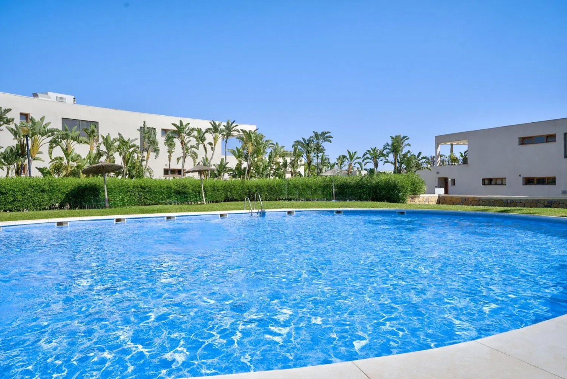 3 Bedroom Apartment in Marbella - Photo 21