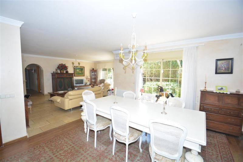 5 Bedroom Villa in San Pedro de Alcántara - Foto 4