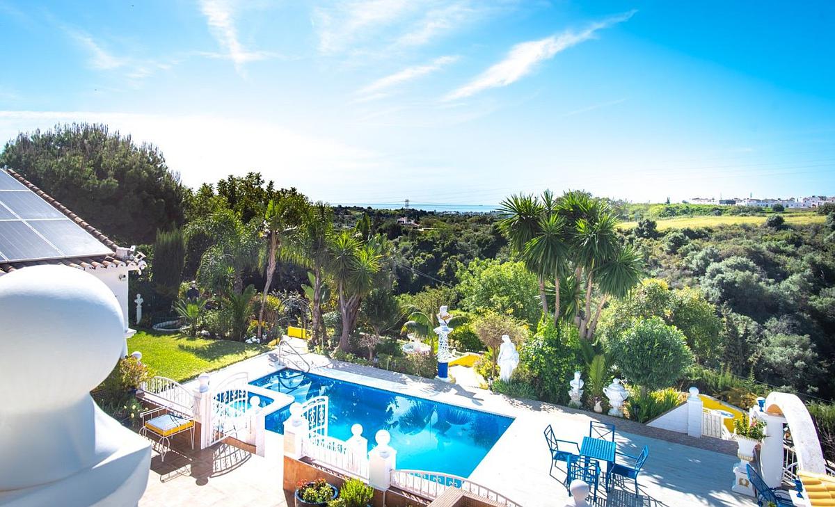 4 Bedroom Villa in Estepona