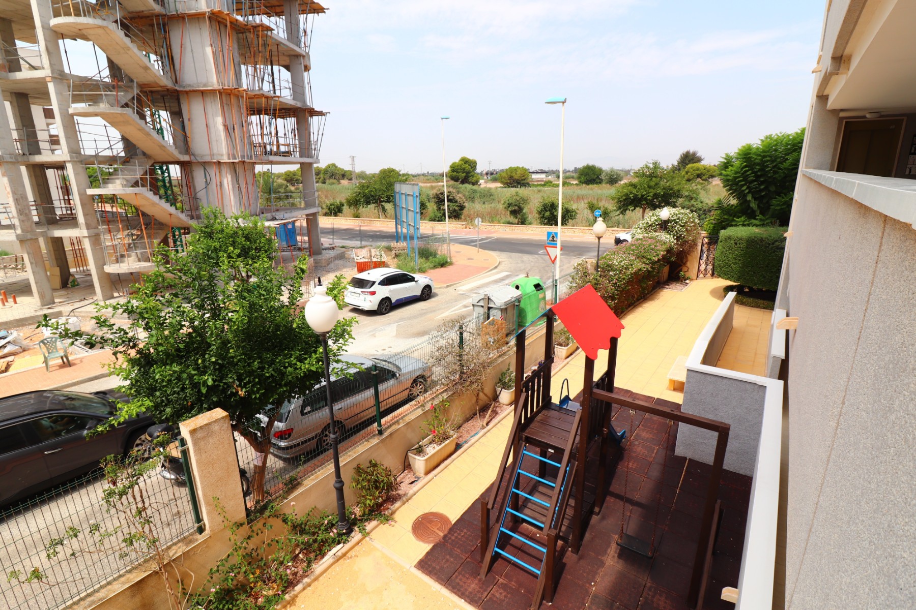 Apartamento com 2 quartos com piscina em Alicante, Espanha – Foto 12