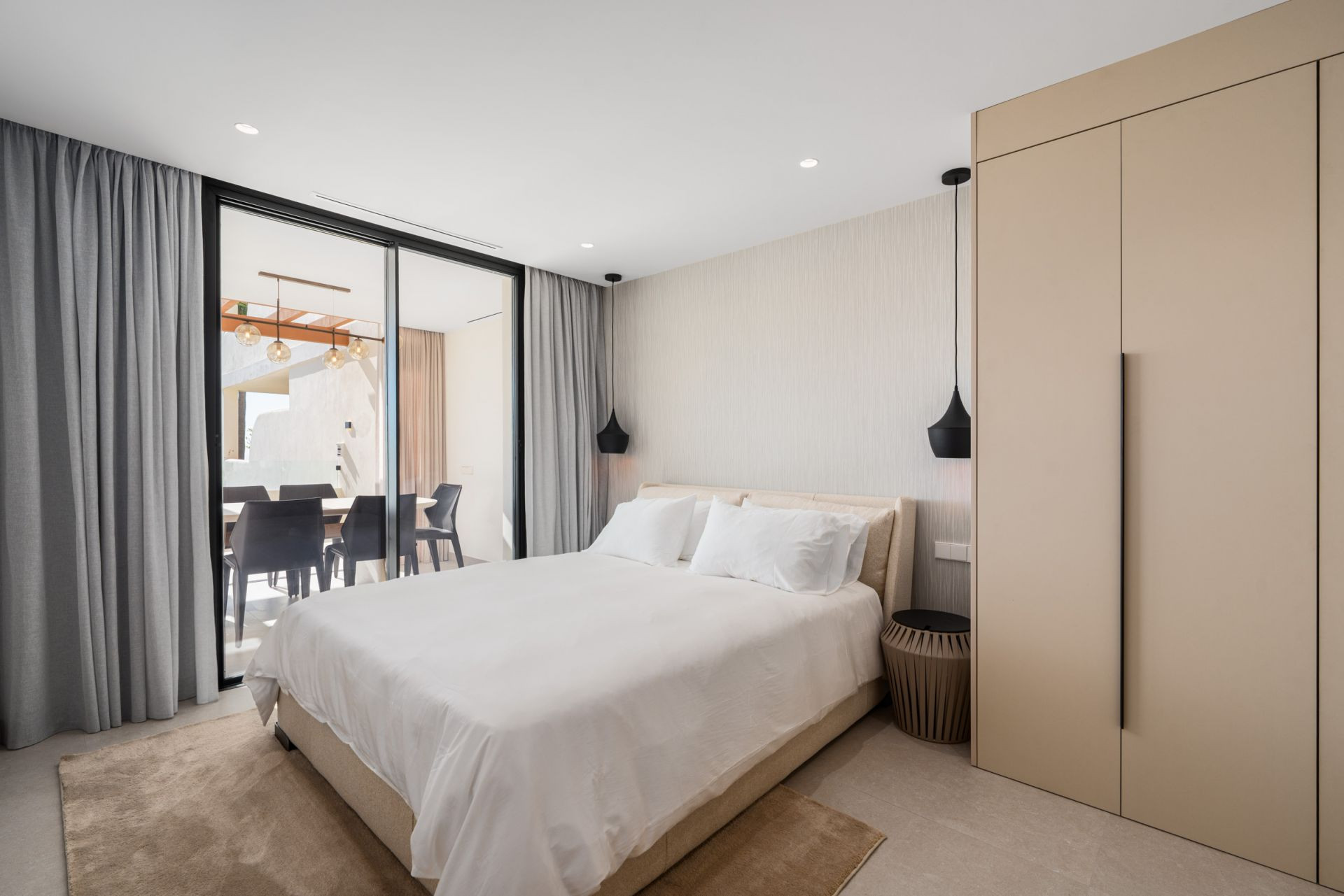 3 Bedroom Apartment in Marbella - Photo 10