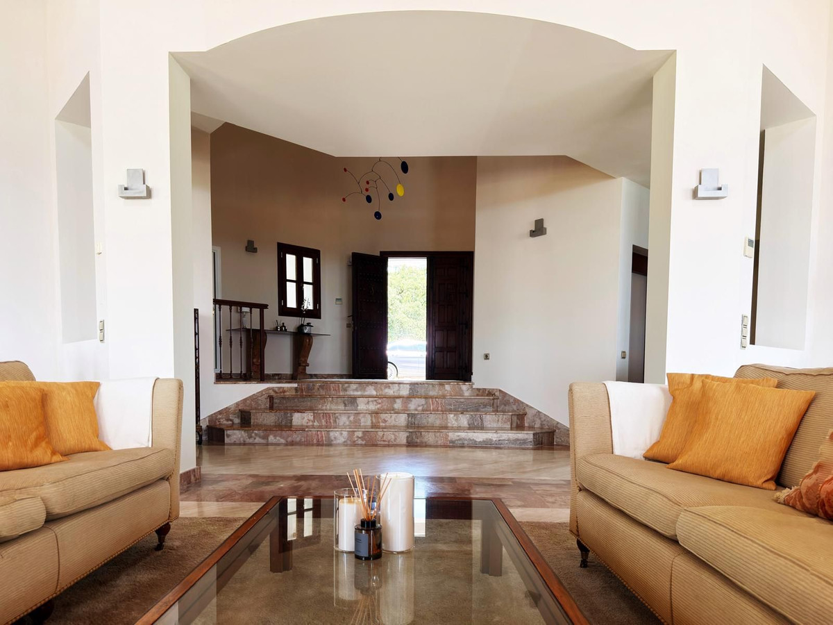 5 Bedroom Villa in Benahavís - Фото 27