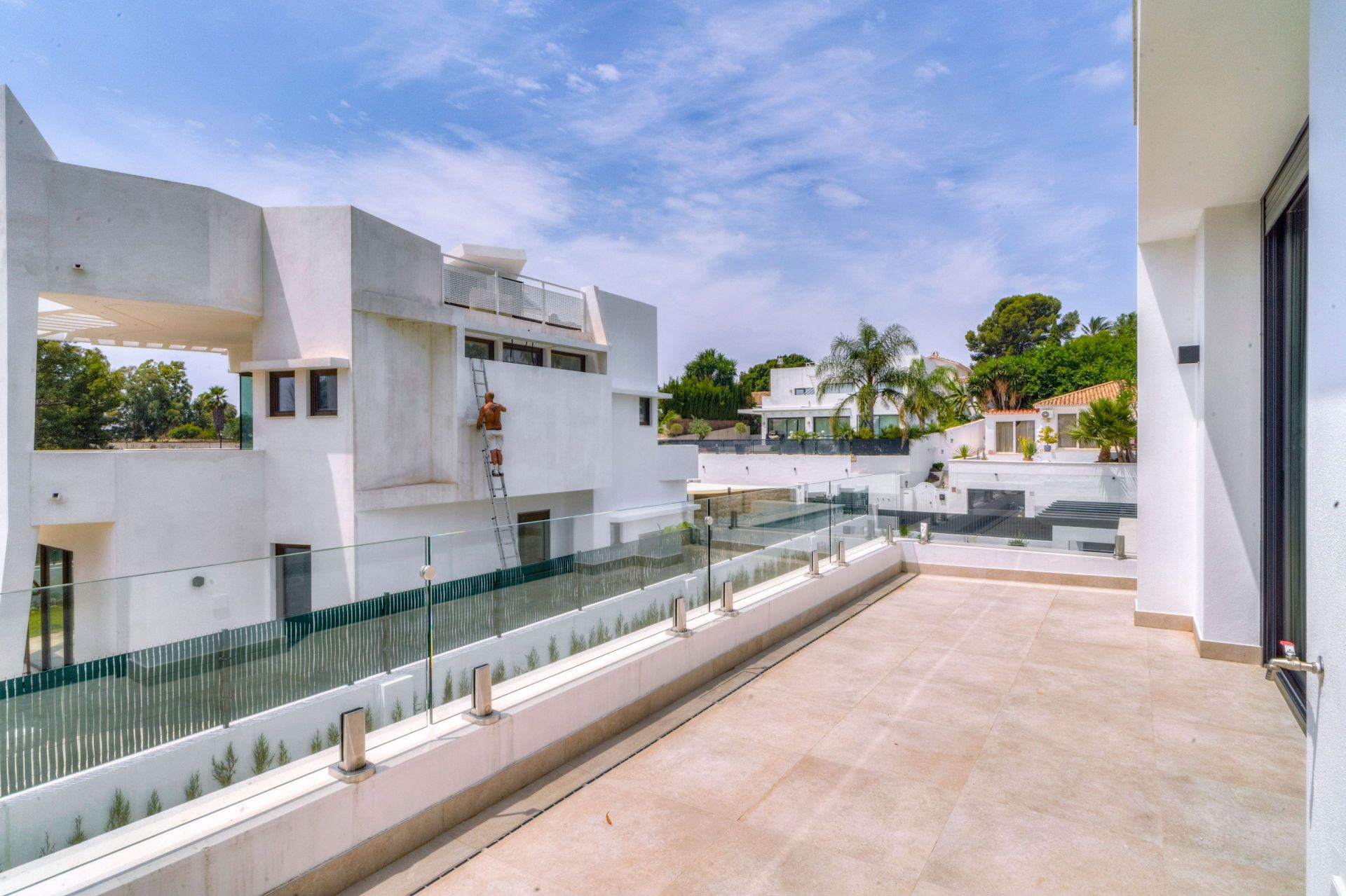 5 Bedroom Villa in Estepona - Photo 46