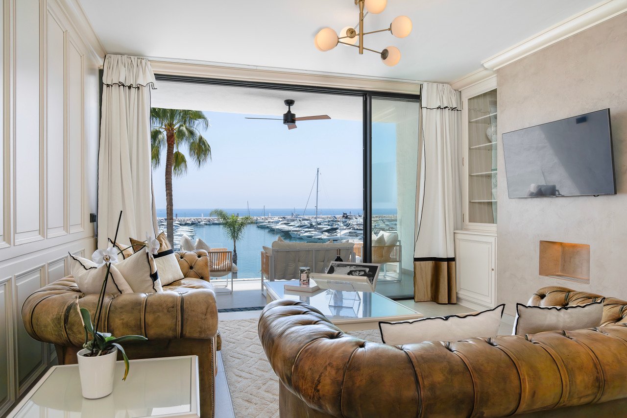 2 Bedroom Apartment in Marbella
