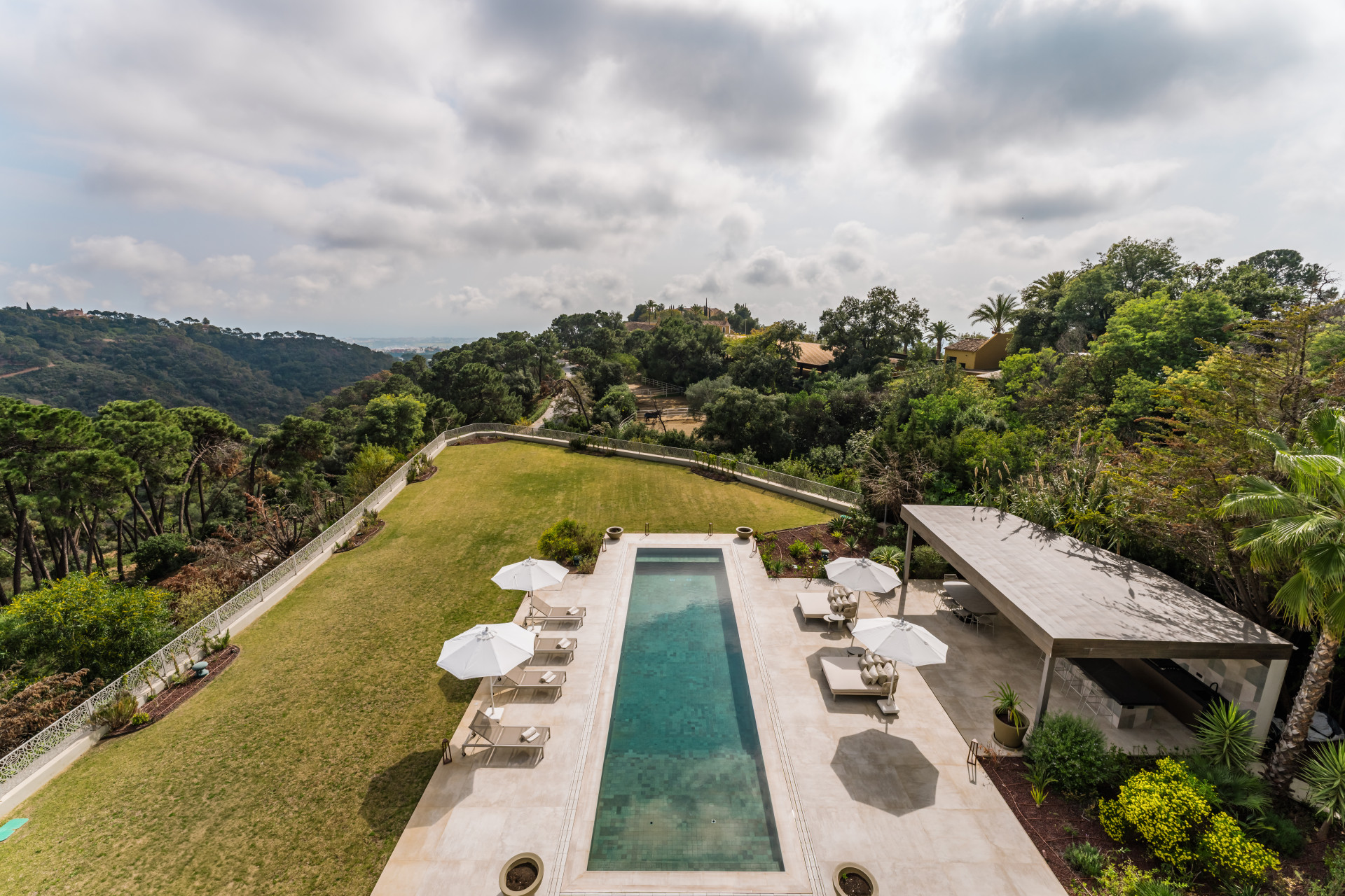 6 Bedroom Villa in Benahavís - Foto 4
