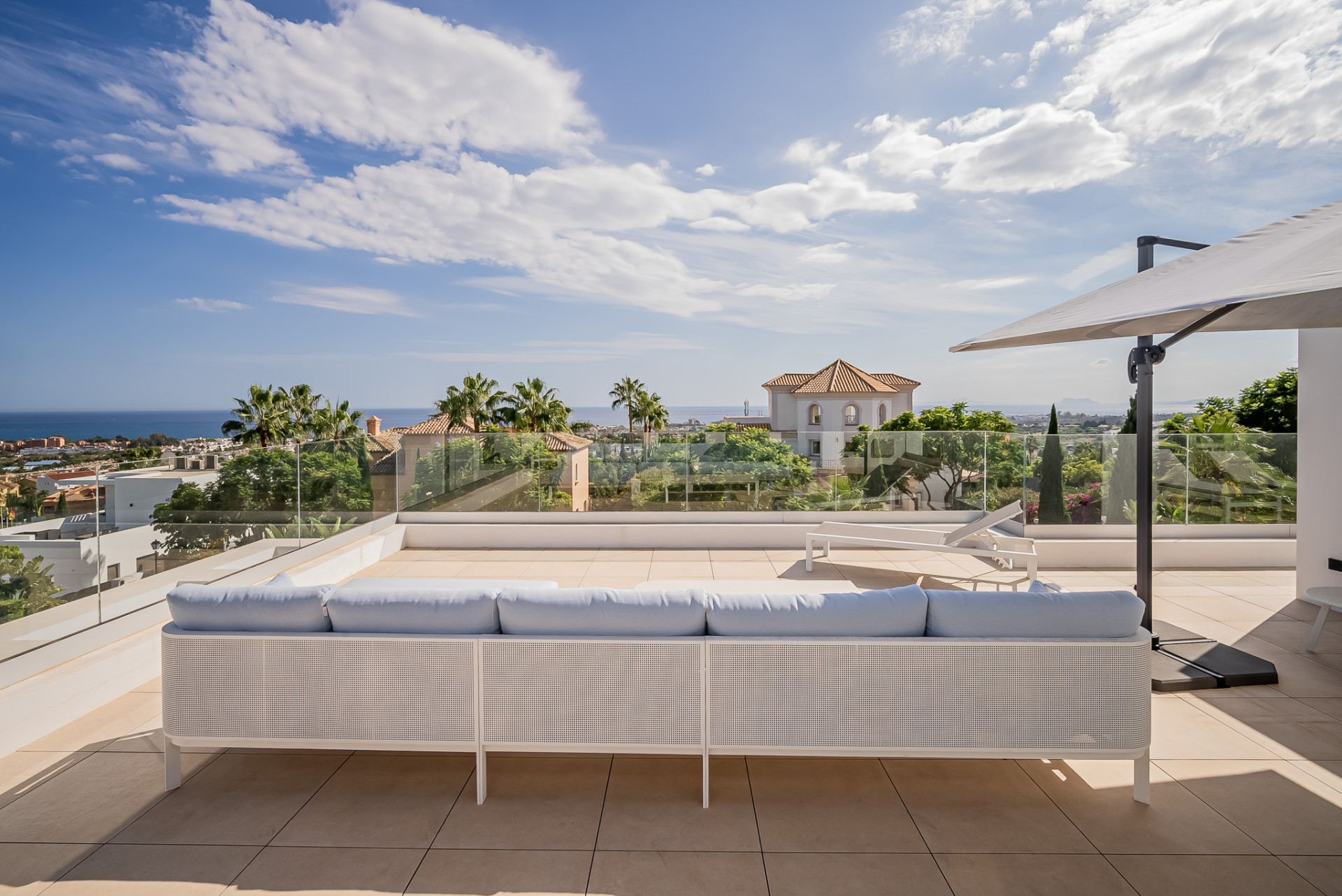 5 Bedroom Villa in Benahavís - Foto 11