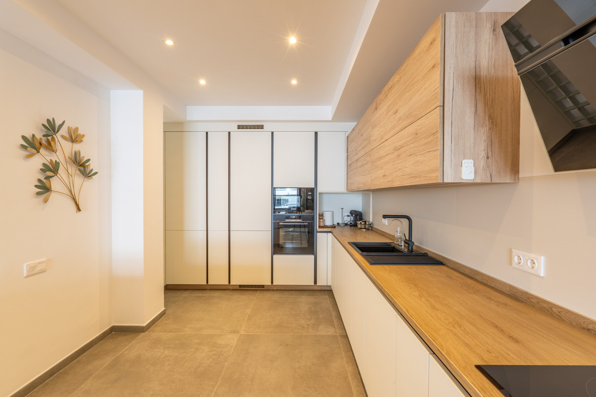 2 Bedroom Apartment in San Pedro de Alcántara - Фото 8