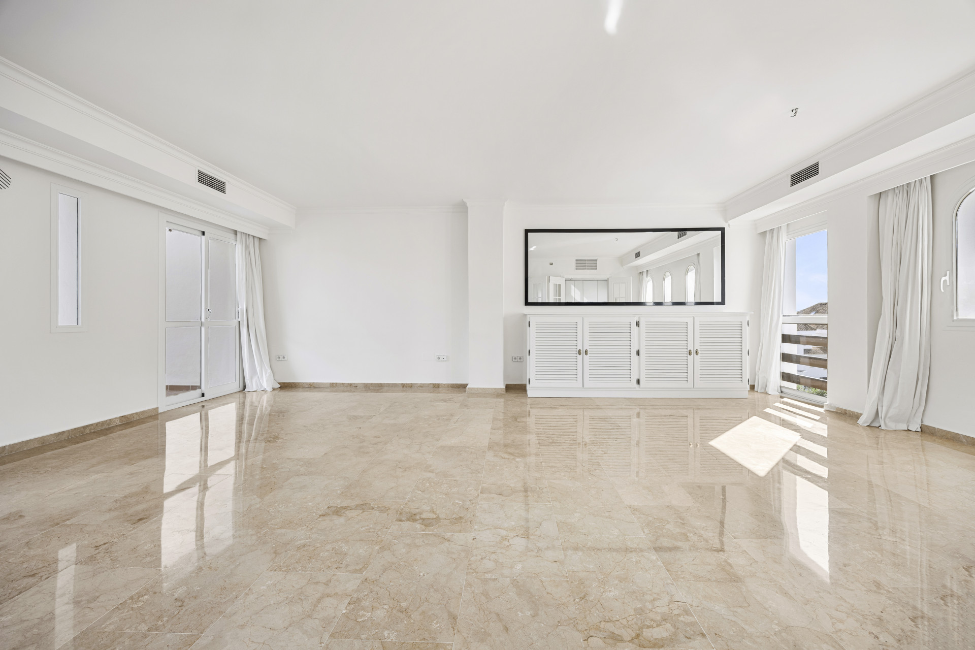 Apartamento com 2 quartos com vista mar em Málaga, Espanha – Foto 7