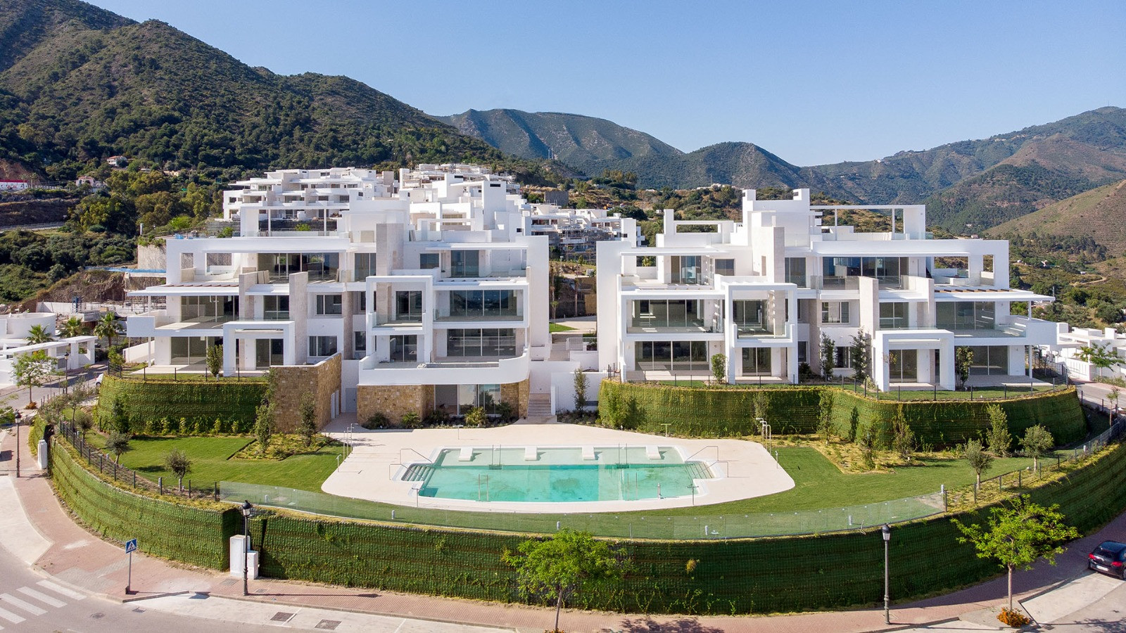 4 Bedroom Villa in Marbella - Photo 10