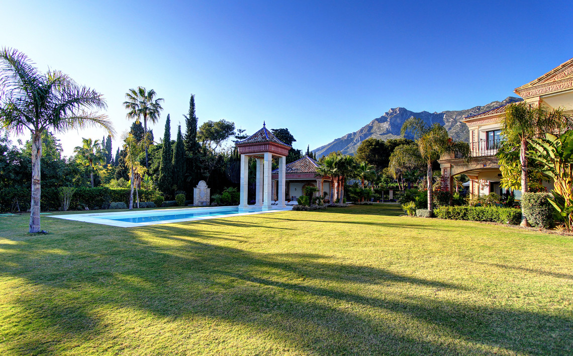 6 Bedroom Villa in Marbella - Photo 13