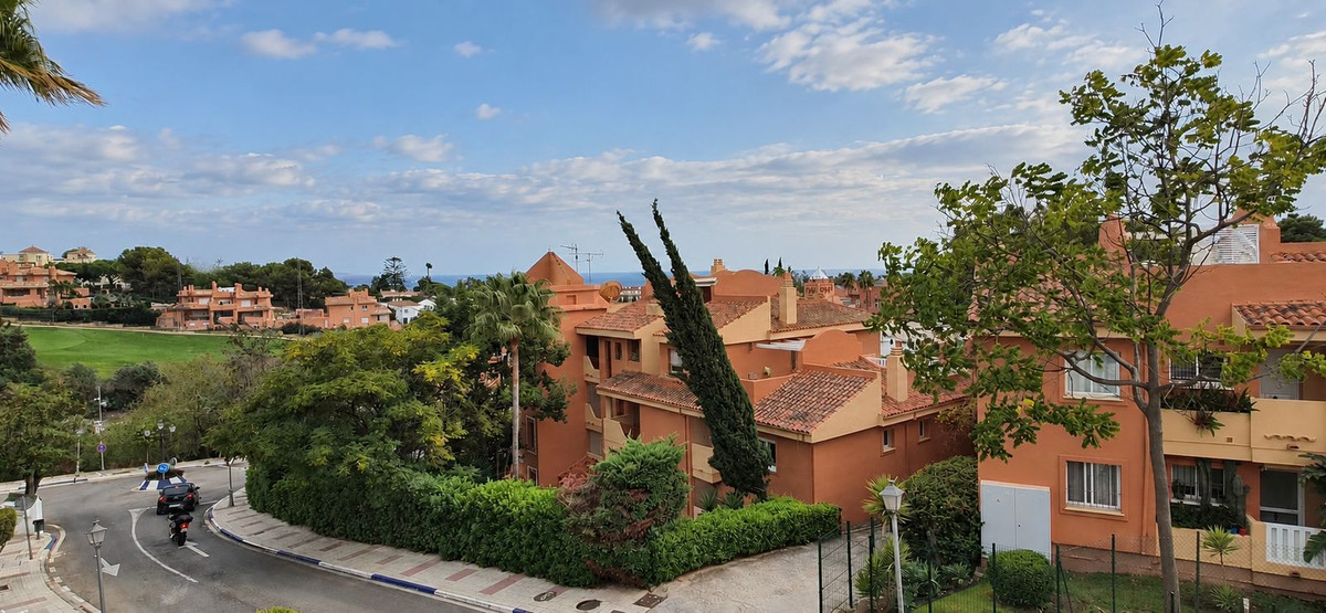 2 Bedroom Townhouse in Marbella