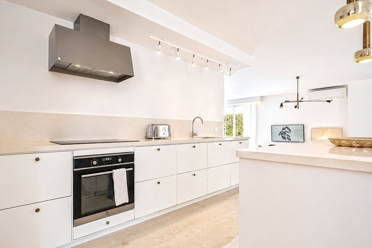 4 Bedroom Villa in San Pedro de Alcántara - Foto 15