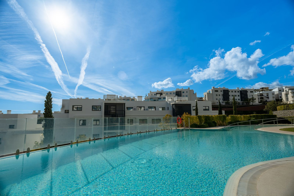 3 Bedroom Penthouse in Fuengirola - Photo 40