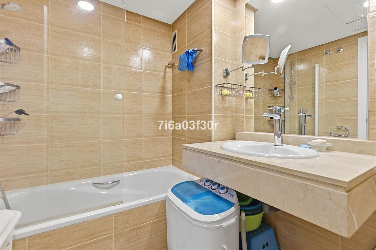 2 Bedroom Apartment in Marbella - Photo 11