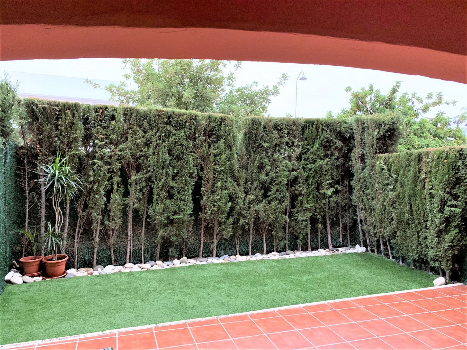 2 Bedroom Apartment in Estepona - Photo 3