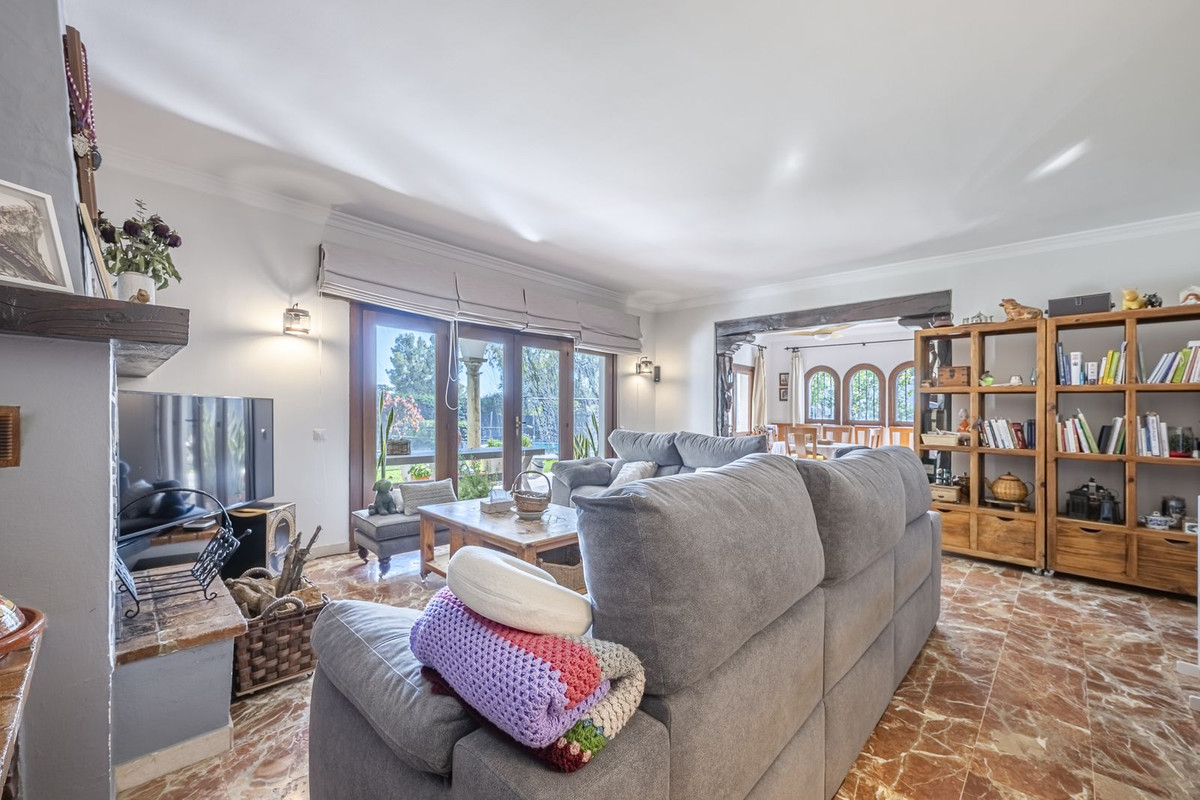 3 Bedroom Villa in San Pedro de Alcántara - Фото 4