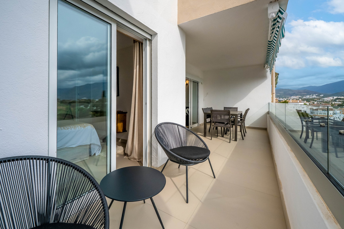 3 Bedroom Apartment in Marbella - Photo 11