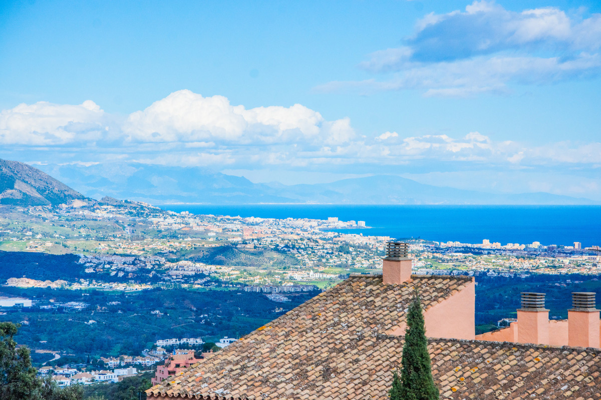 3 Bedroom Apartment in Marbella - Photo 38