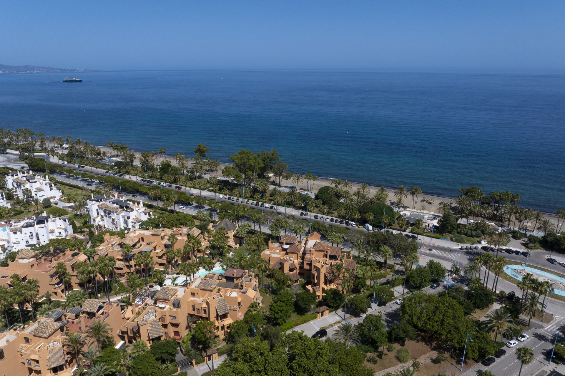 3 Bedroom Penthouse in San Pedro de Alcántara - Photo 33