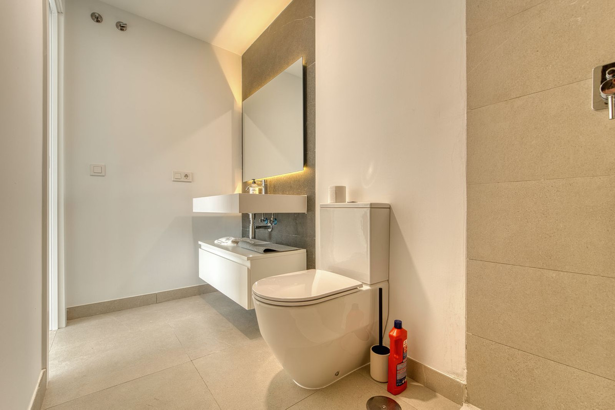 3 Bedroom Townhouse in Estepona - Фото 8