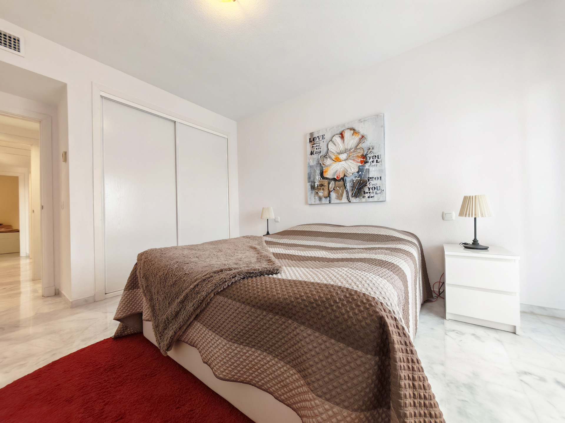 2 Bedroom Apartment in Marbella - Photo 10