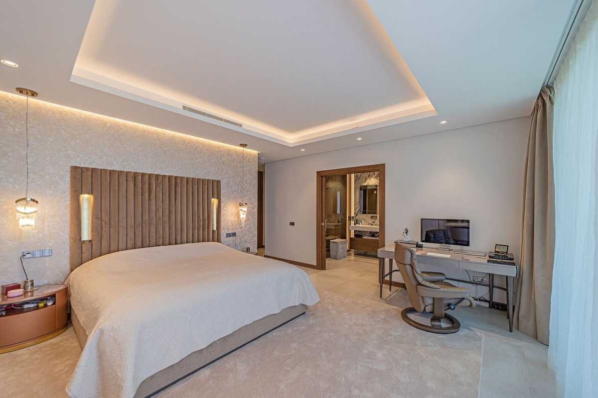 5 Bedroom Villa in Benahavís - Foto 18