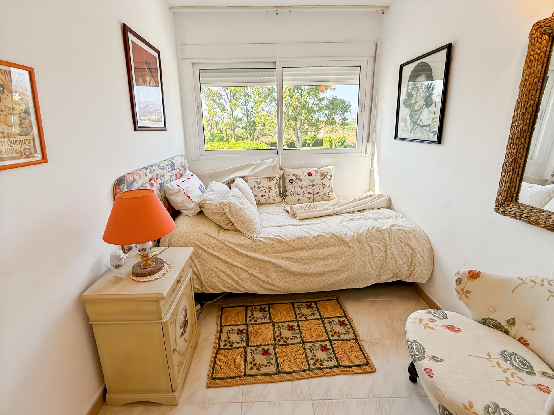 3 Bedroom Apartment in Estepona - Photo 18
