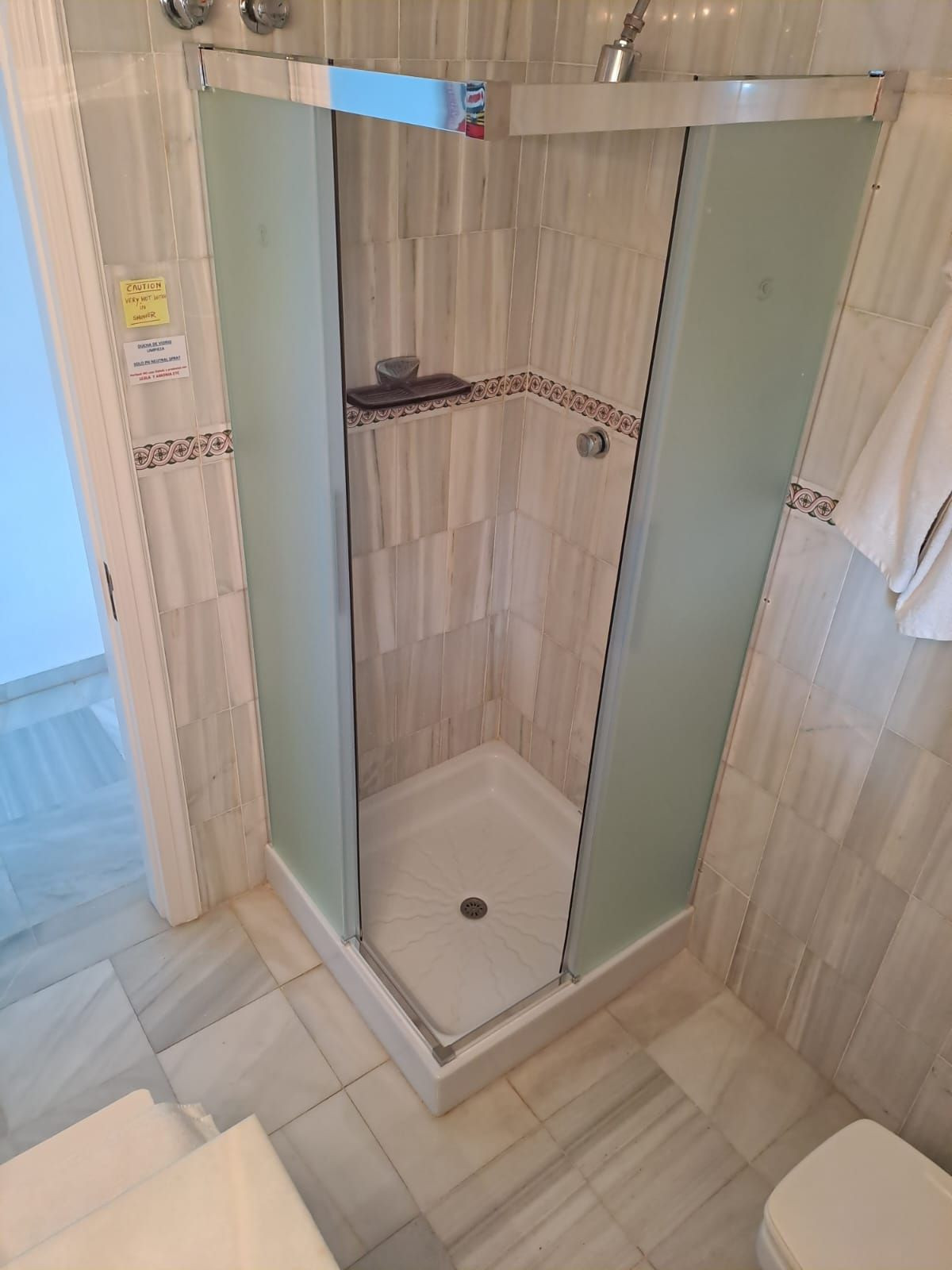 3 Bedroom Apartment in Estepona - Photo 21