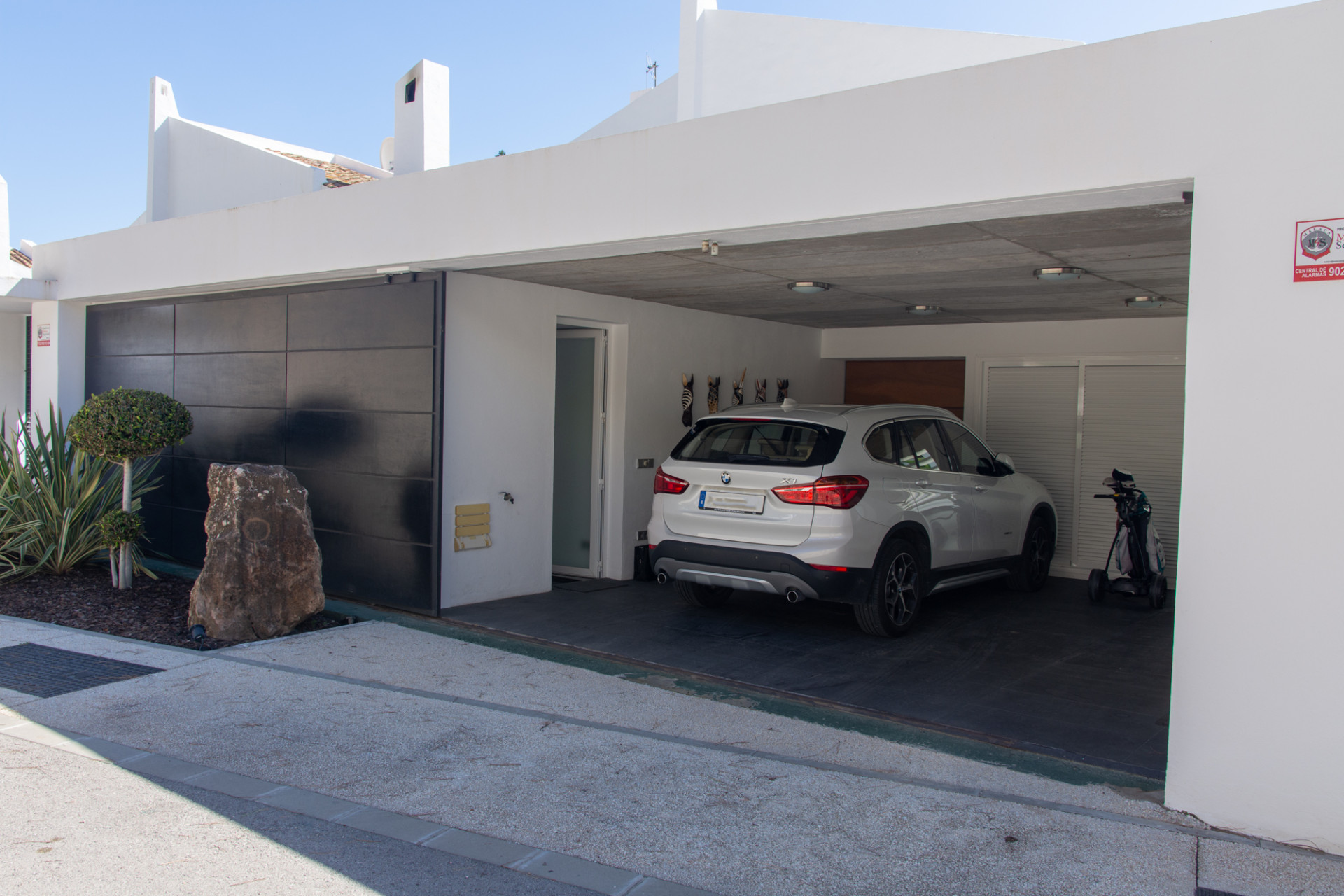 4 Bedroom Villa in Marbella - Photo 13