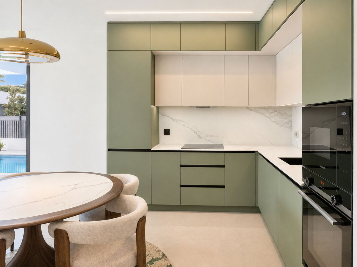 3 Bedroom Apartment in Marbella - Photo 6