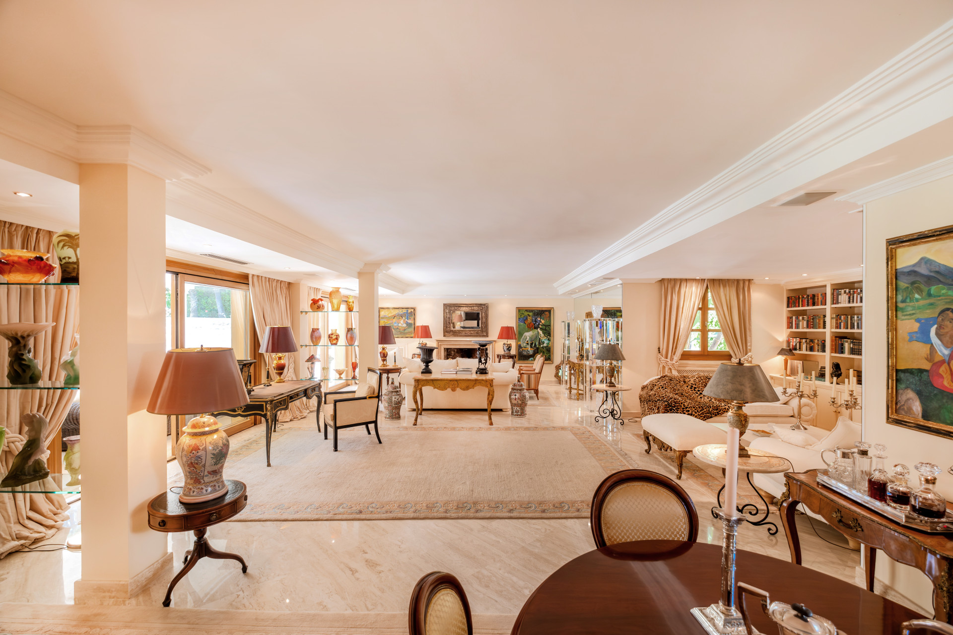 4 Bedroom Villa in Marbella - Photo 4
