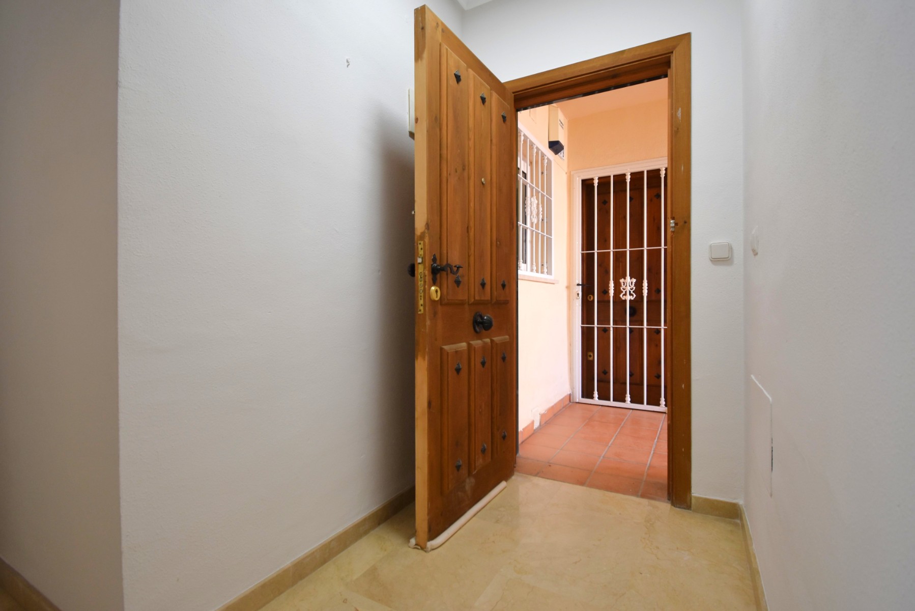 Apartamento com 2 quartos com piscina em Alicante, Espanha – Foto 17