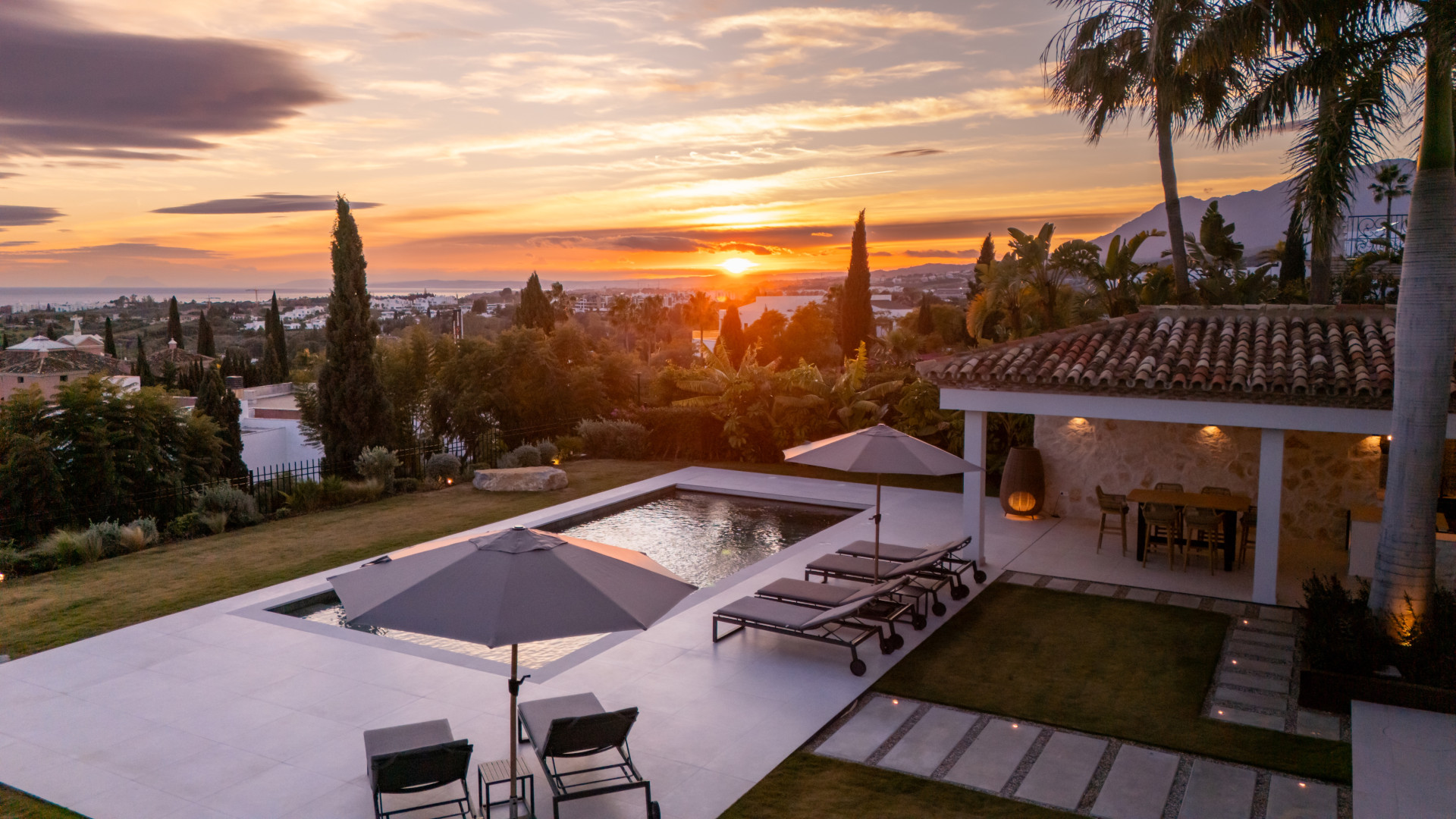 4 Bedroom Villa in Benahavís - Фото 32