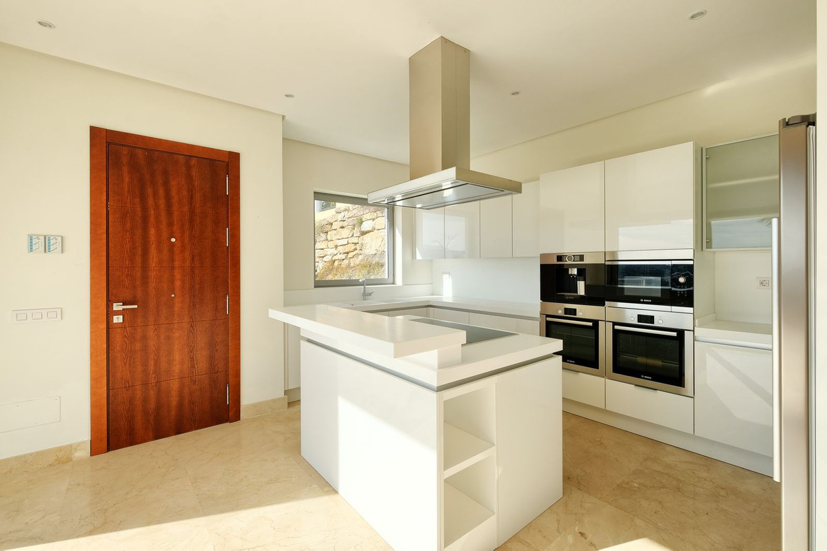 4 Bedroom Villa in Benahavís - Foto 15