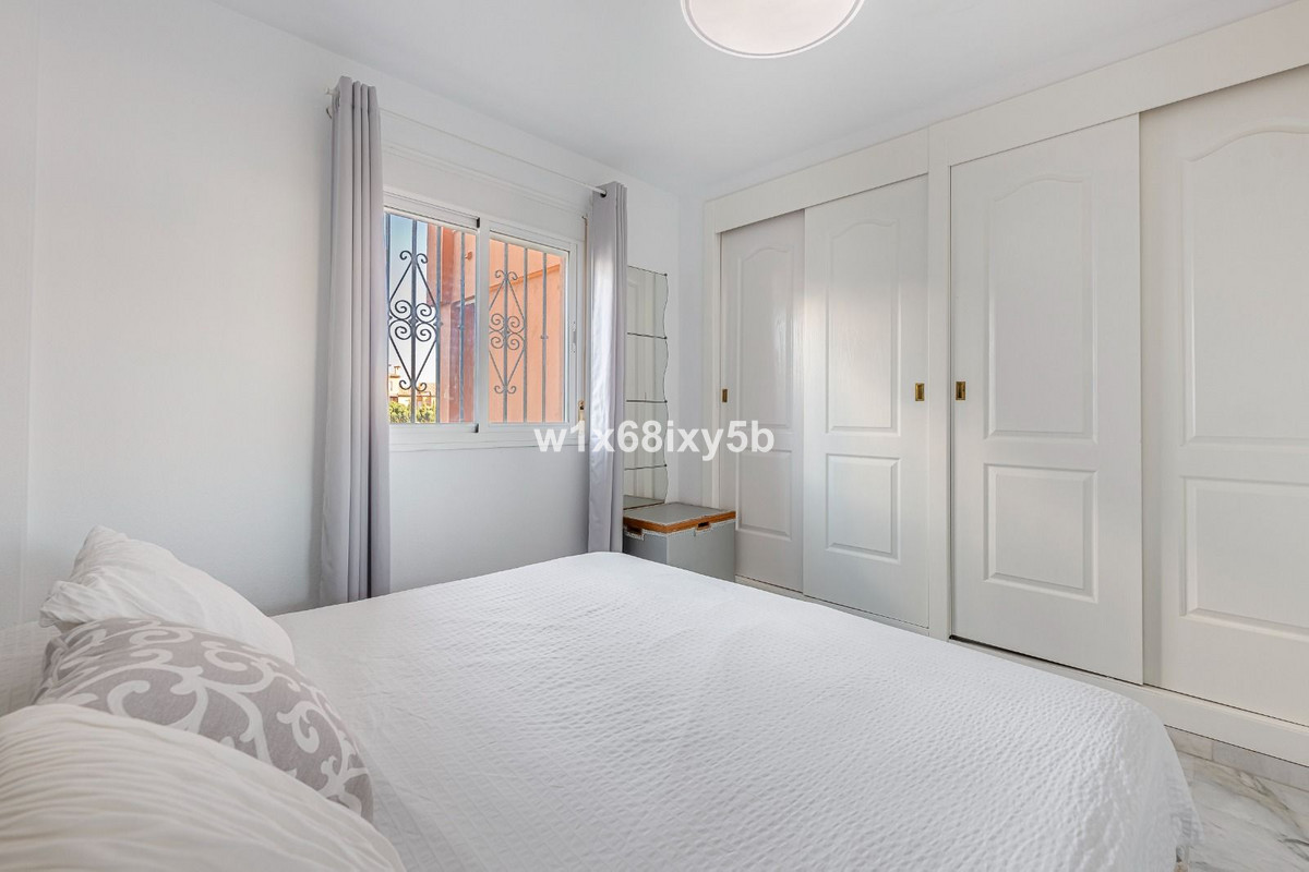 2 Bedroom Apartment in Manilva - Foto 16