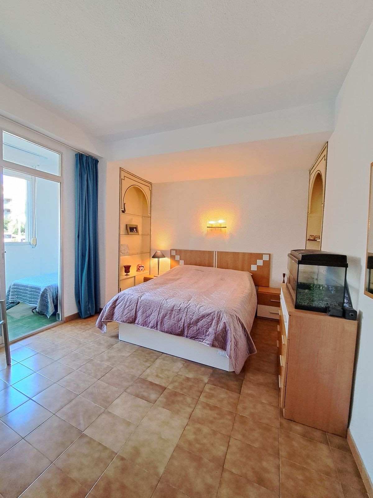 1 Bedroom Apartment in Benalmádena - Photo 9