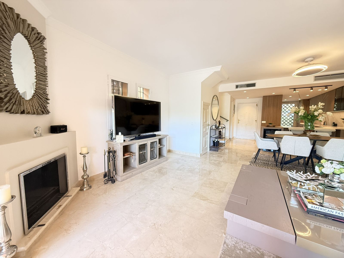 4 Bedroom Villa in Benahavís - Foto 25