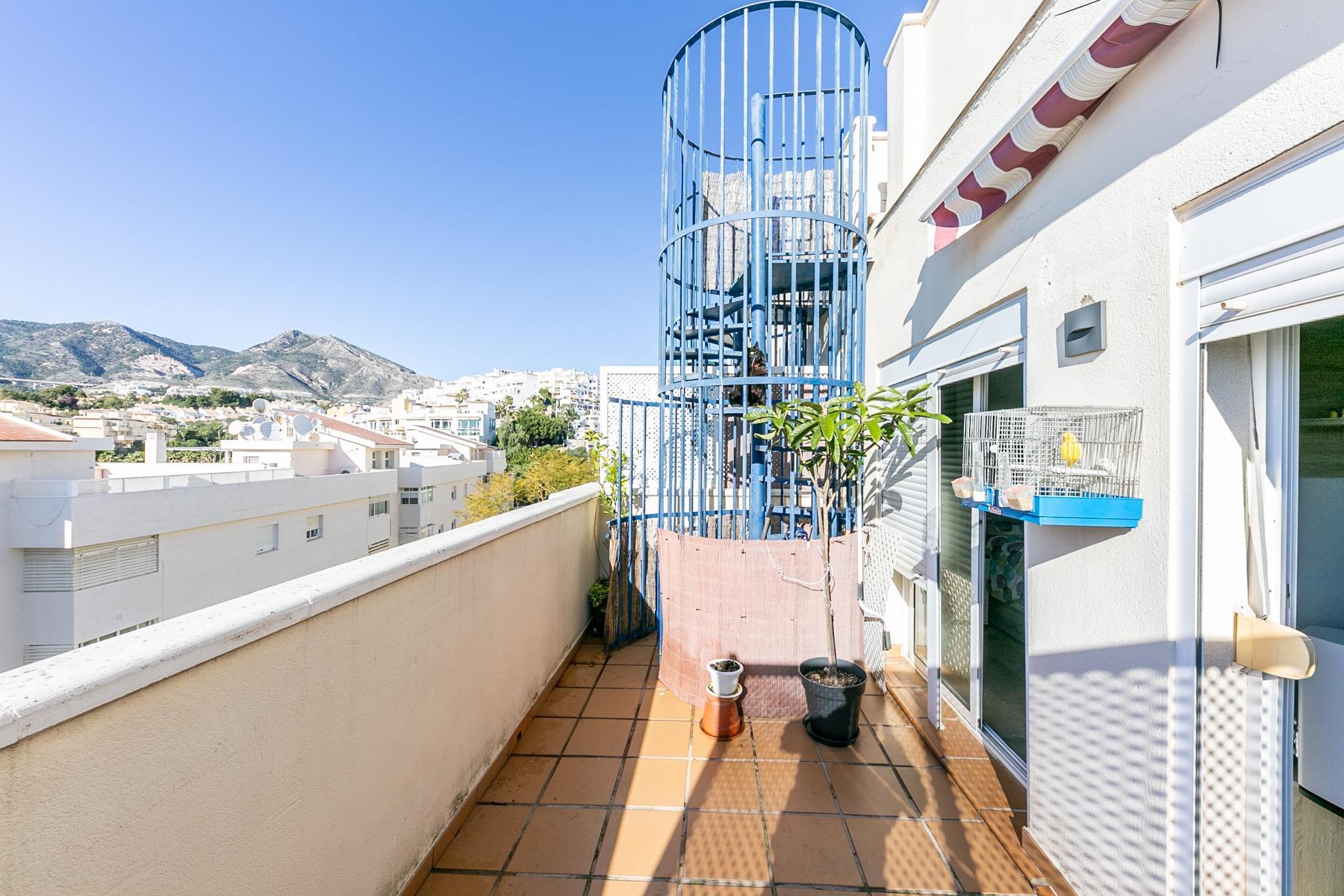 2 Bedroom Townhouse in Benalmádena - Photo 14