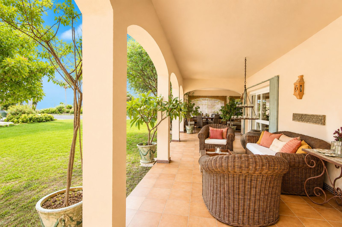 4 Bedroom Villa in Benahavís - Foto 15