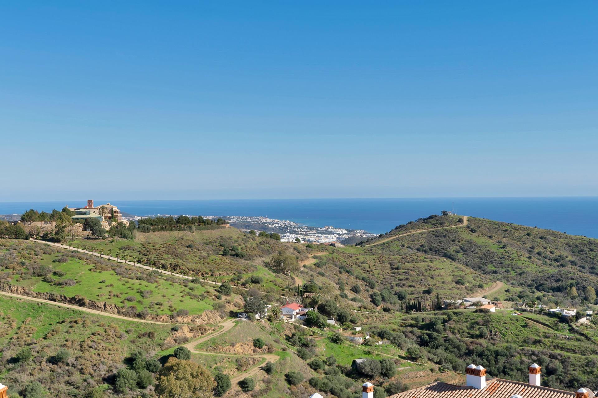 2 Bedroom Penthouse in Mijas - Photo 41