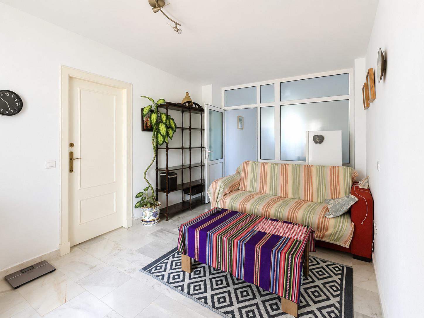 3 Bedroom Apartment in Mijas - Photo 8