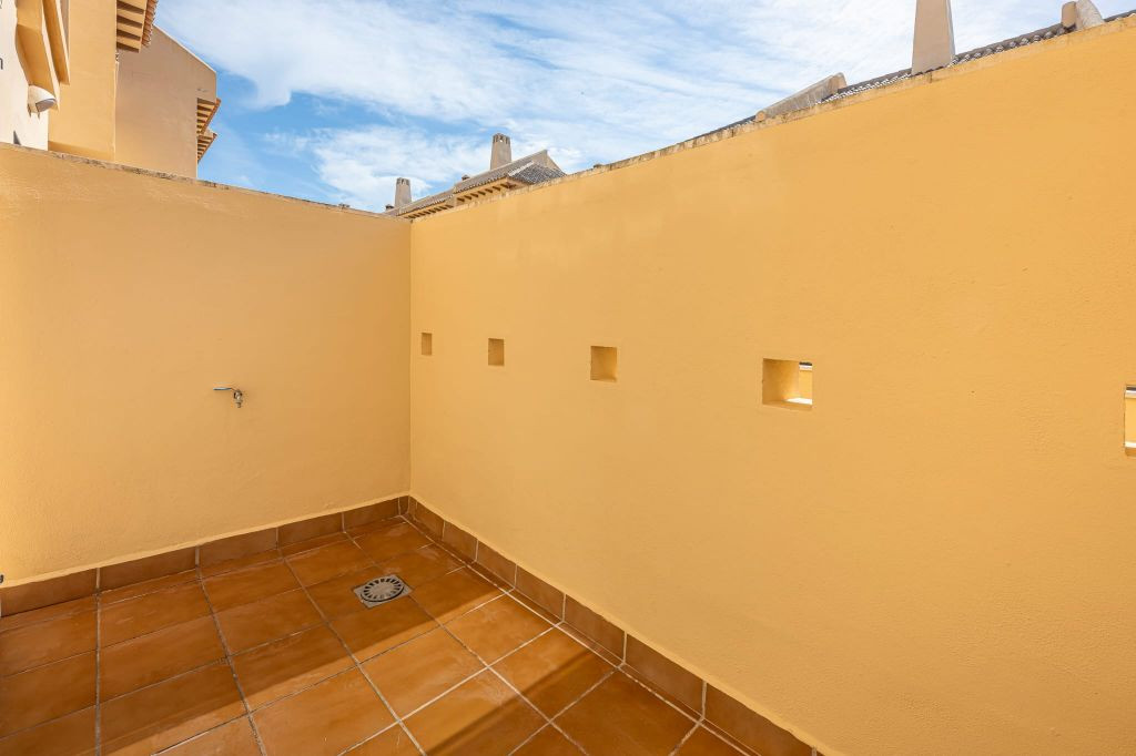 4 Bedroom Townhouse in Mijas - Photo 20