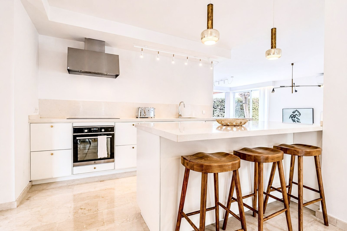 4 Bedroom Villa in San Pedro de Alcántara - Foto 18